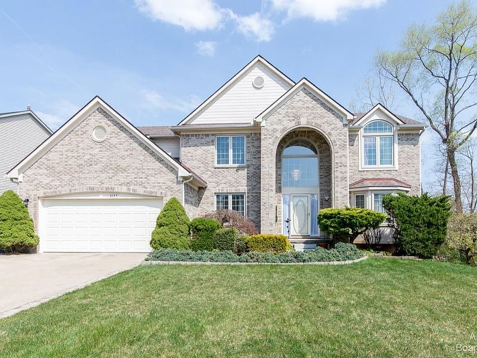 1st image of 3085 Honeysuckle Dr