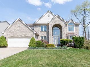 3085 Honeysuckle Dr, Ann Arbor, MI
