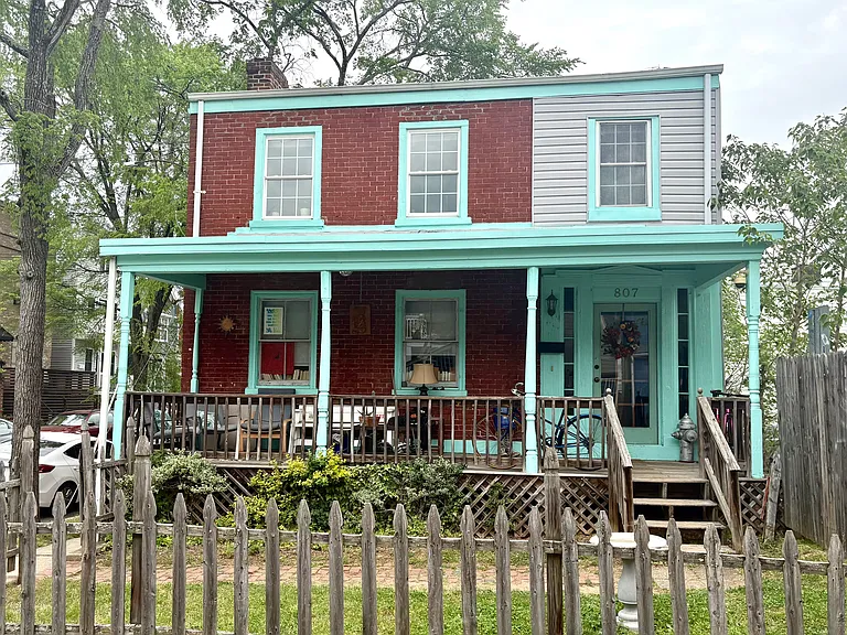 807 Norton St — Photo 2
