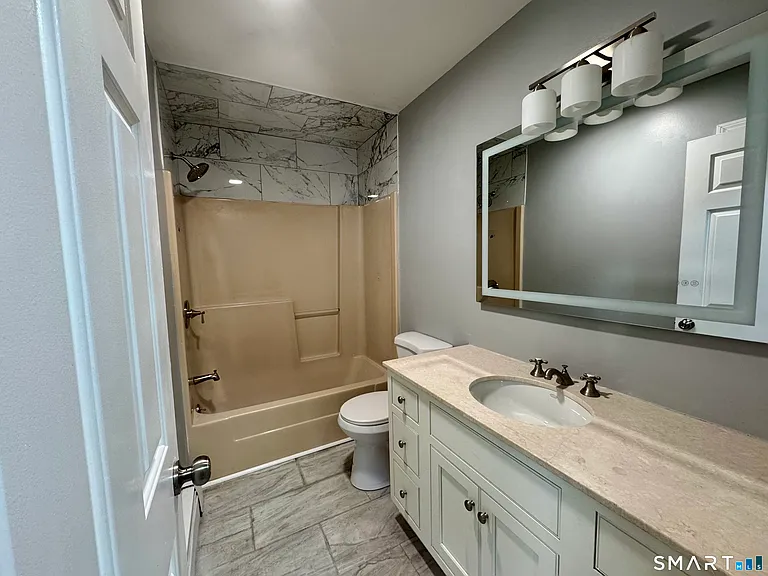 23 Katie Ln — Photo 6