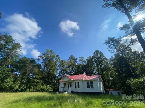 615 Vine Arden Rd, Morganton, NC 28655