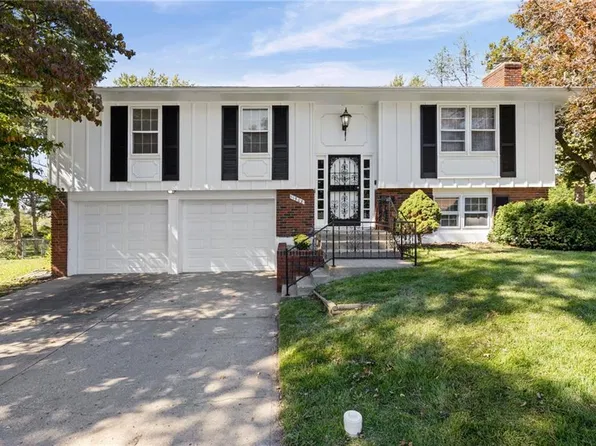 11908 Belmont Ave, Grandview, MO 64030