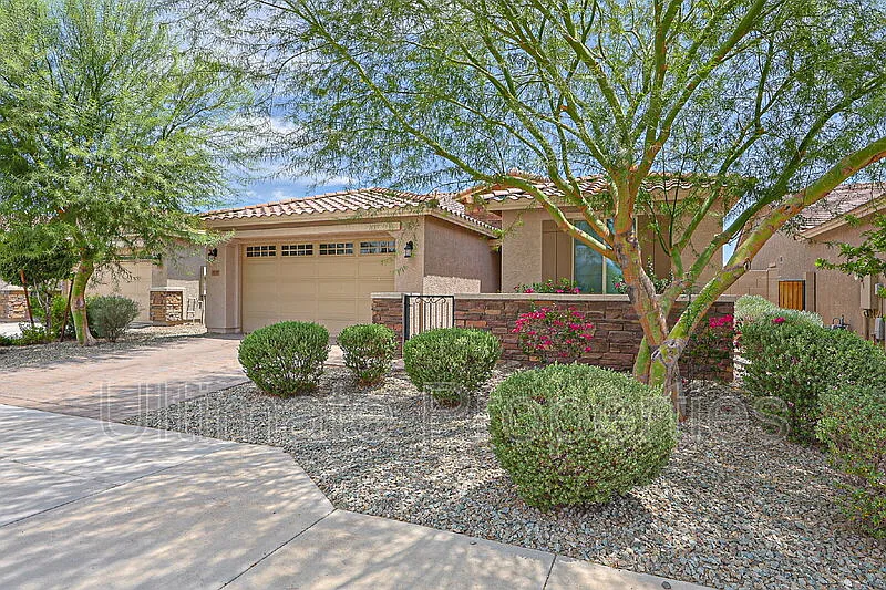 4 bed, 3.0 bath, 2142 sqft, $2,350 — Photo 1