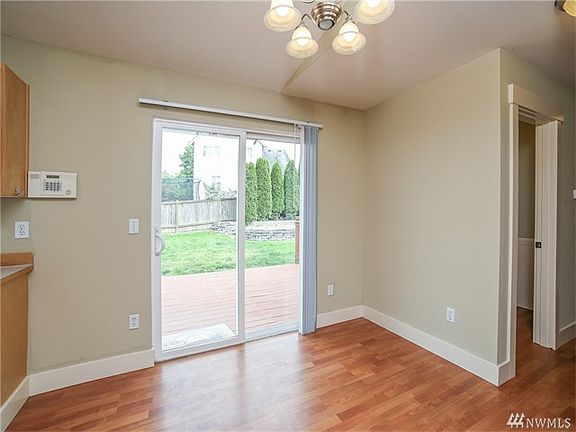 5th image of 5105 60th Ave NE