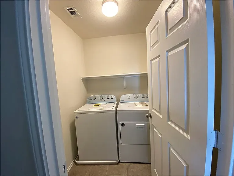 110 Russet Trl — Photo 22
