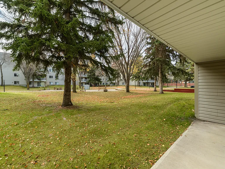 5020 Riverbend Rd NW — Photo 8