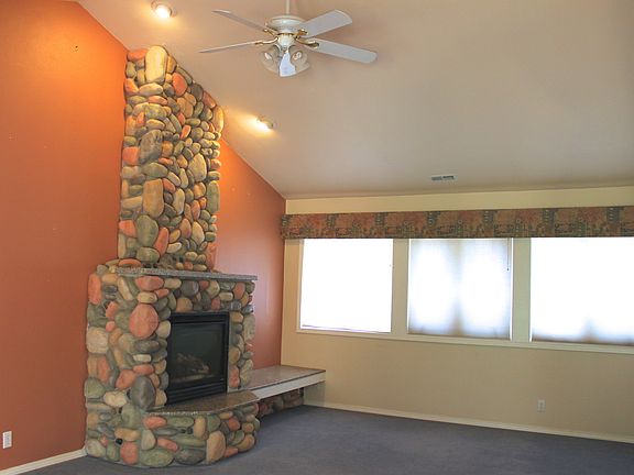 River rock frplc in Livingrm