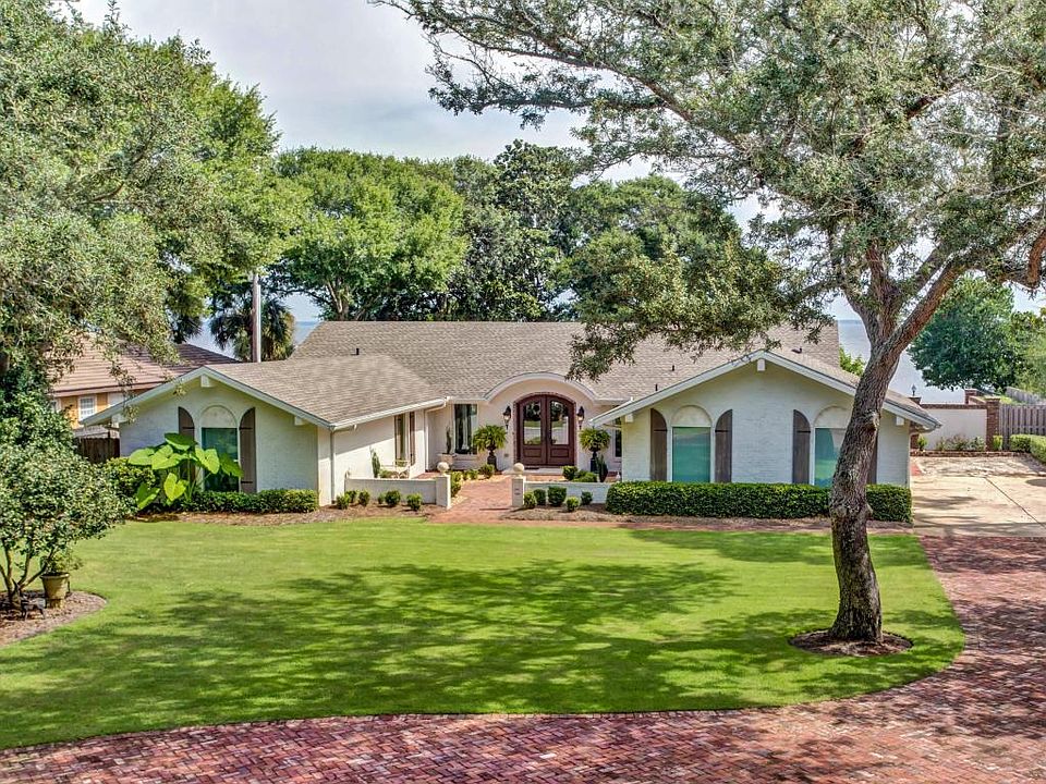 1st image of 3831 Indian Trail Dr