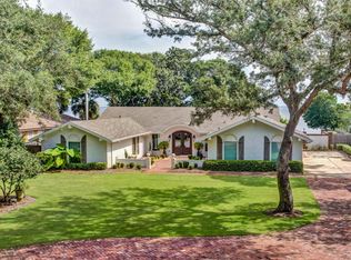 3831 Indian Trail Dr, Destin, FL 32541