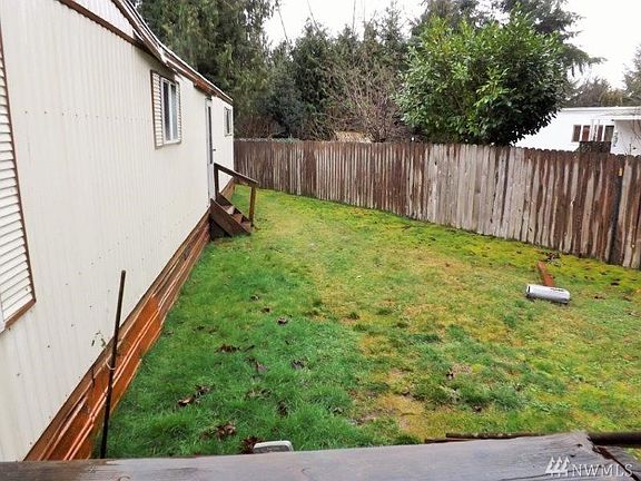 5th image of 11319 201st Avenue Ct E