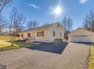 921 Palmer Rd, Fort Washington, MD 20744