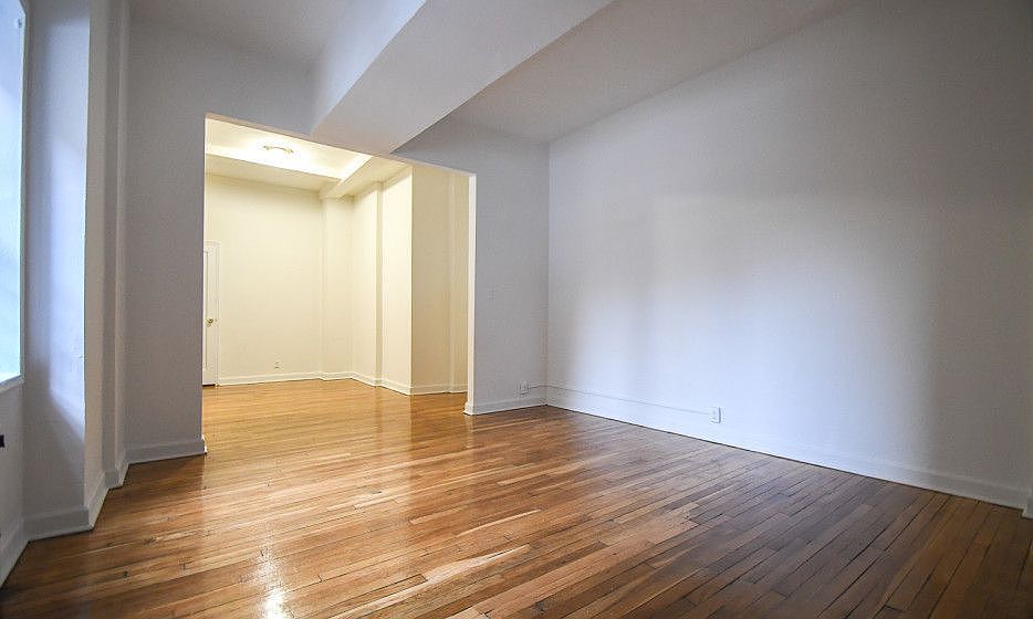 1st image of 1983 Sedgwick Ave APT Ge