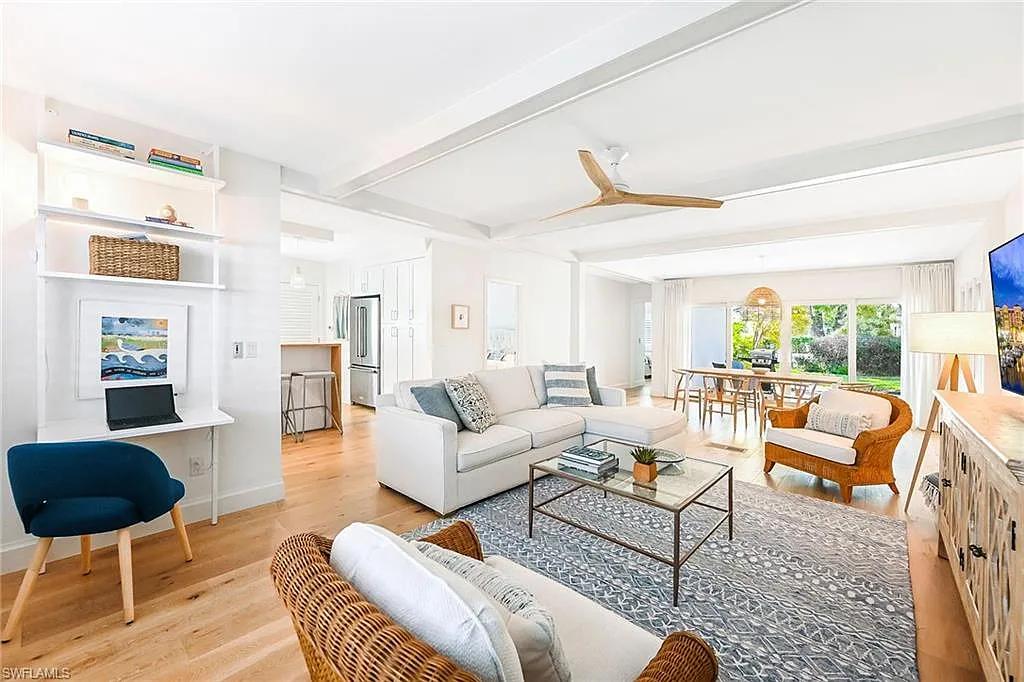 2 bed, 2.0 bath, 1100 sqft, $6,800 — Photo 1
