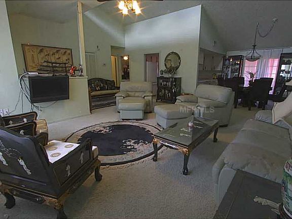 4th image of 1731 King Charles Dr