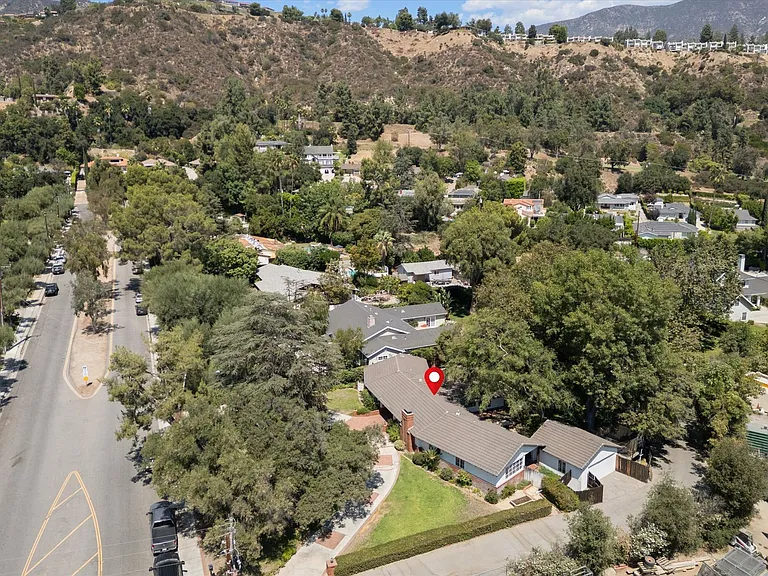5040 Gould Ave — Photo 39