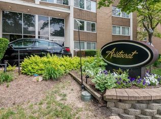 3311 Warrensville Center Rd #PENTHOUSE, Beachwood, OH 44122
