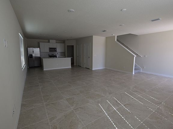 5th image of 5048 Holm Oak Dr