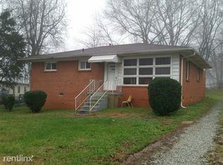 1910 Joyce St, Greensboro, NC 27405