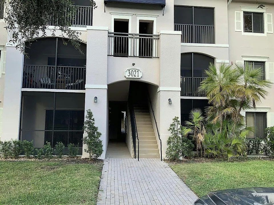 Stairway to Building 21 #304