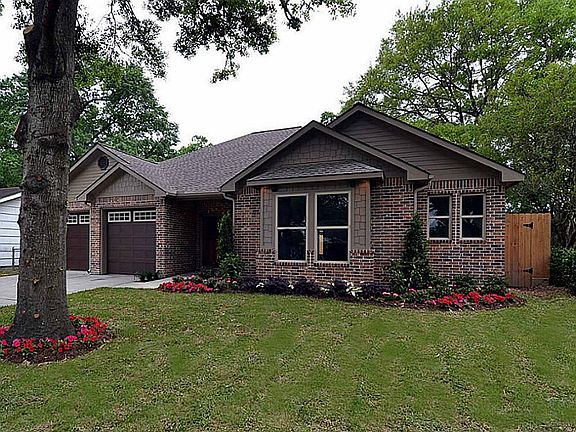 This Brand New Home is Located in Deed Restricted Lazybrook
