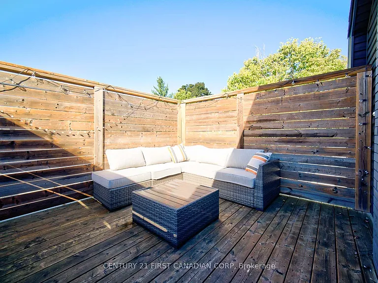 425 English St #UPPER — Photo 8