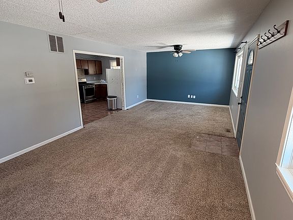 3rd image of 28364 Relda Dr