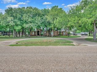 780 Lost Hunters Cyn, China Spring, TX 76633