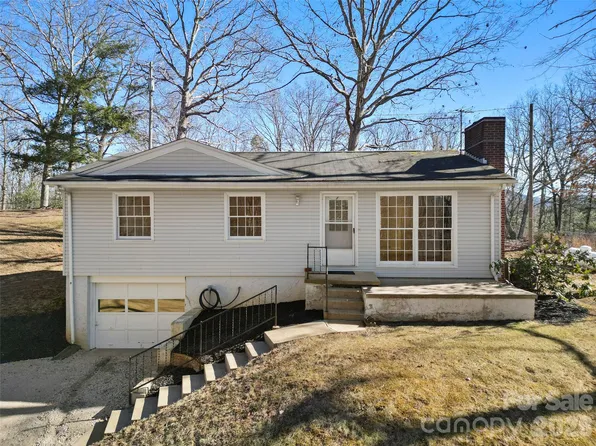 76 Maple Springs Rd, Asheville, NC 28805