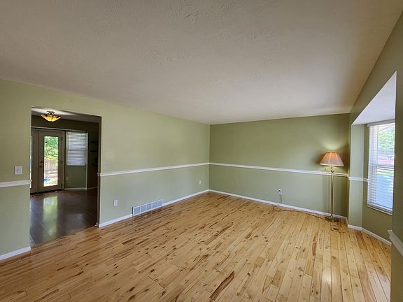2nd image of 10308 S Leilani Dr