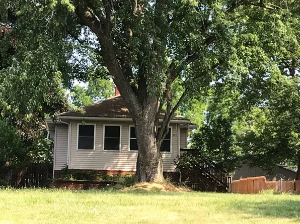 578 Lake Shore Blvd, Rochester, NY 14617
