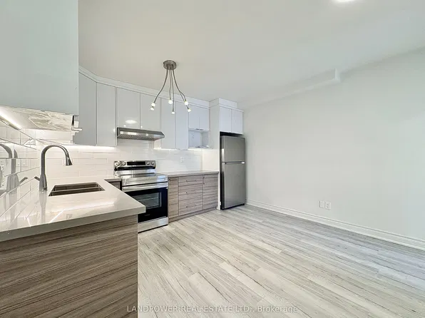 373 Broadview Ave #7, Toronto, ON M4K 2M7