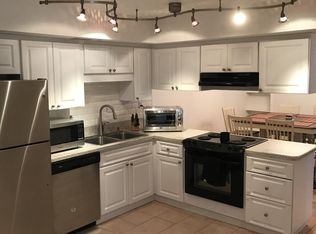 860 Robinhood Dr, Maitland, FL 32751