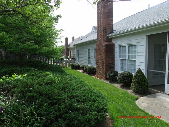 5th image of 407 Tysons Forest Dr