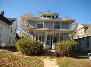 460 S Liberty St, Elgin, IL 60120