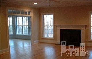 4th image of 698 NE Buckhead Court