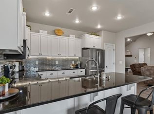 815 Custer St, Prairie Grove, AR 72753