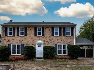 8716 Linton Ln, Alexandria, VA 22308