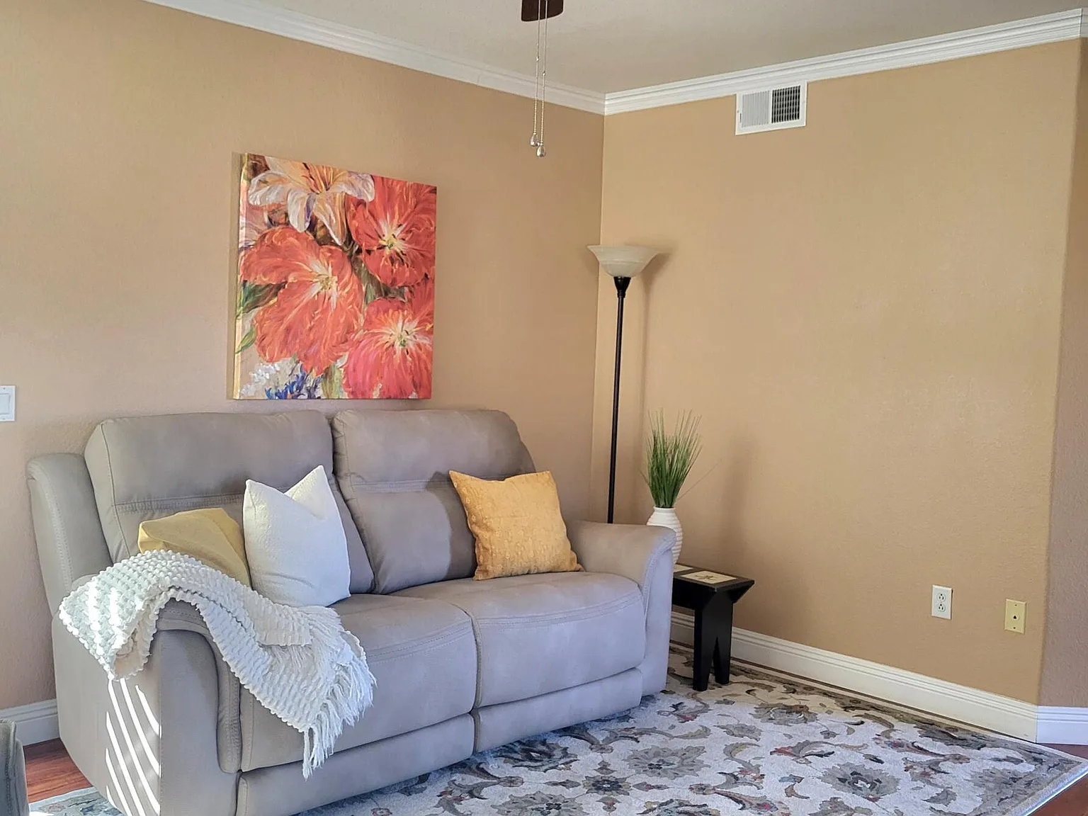 2 bed, 2.0 bath, 1050 sqft, $1,900 — Photo 4
