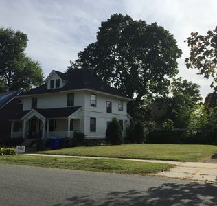 36 Irvington St, Springfield, MA, 01108