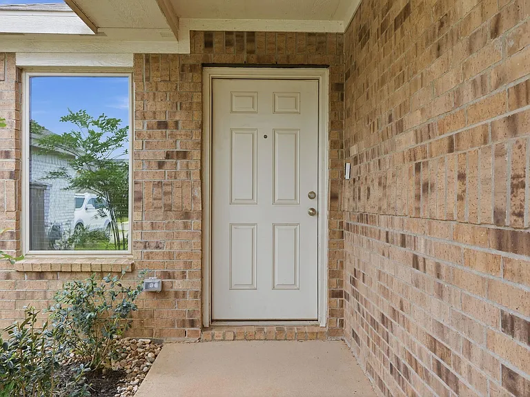 235 River Grove Ct — Photo 6