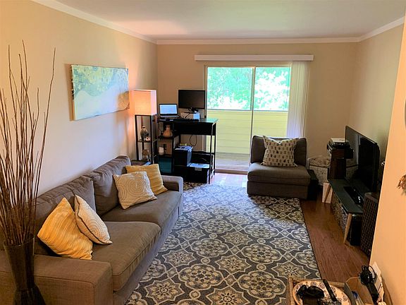 2nd image of 1400 Gandy Blvd N #11111
