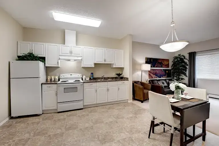 6082 Schonsee Way NW #1A — Photo 5