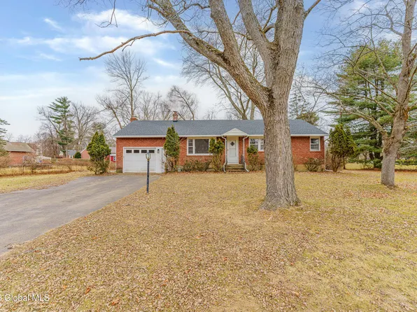 17 Birch Drive, Albany, NY 12203