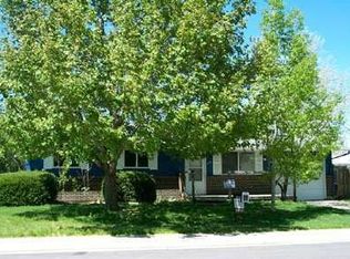 855 Memphis St, Aurora, CO 80011