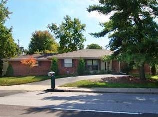 6918 S Rock Hill Rd, Saint Louis, MO 63123
