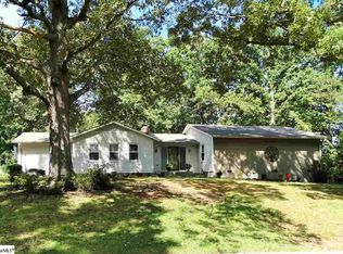 108 Gatewood Ave, Simpsonville, SC 29681