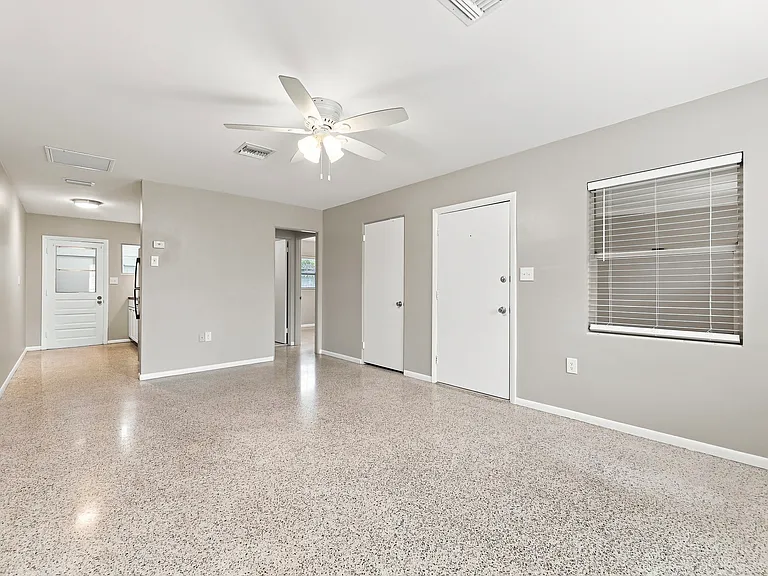 164 Cedar Ave #164 — Photo 6