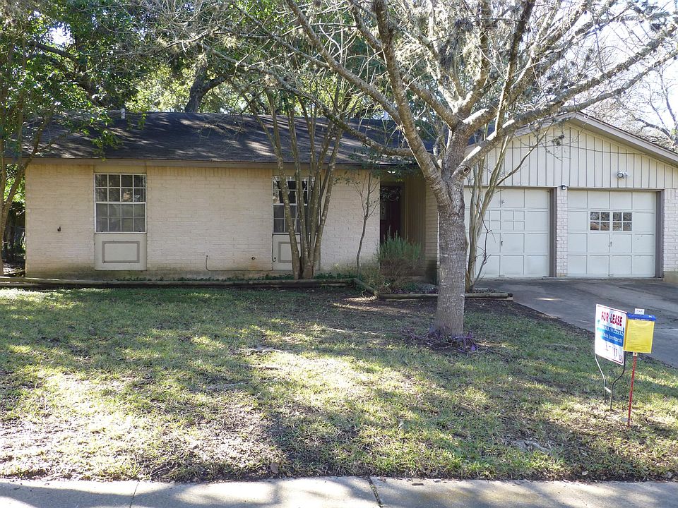 1st image of 2607 Greenland Ln