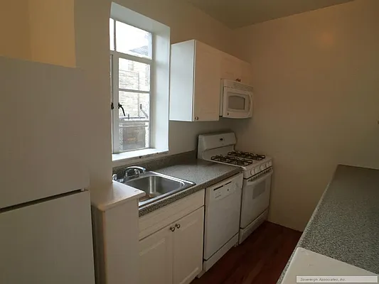 Rented by Sovereign Associates | media 10