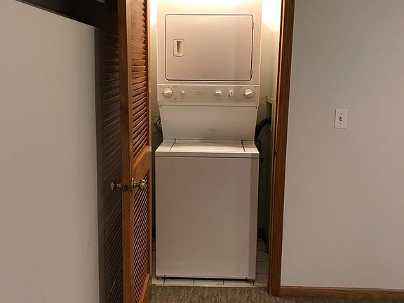 4th image of 2714 N Wayne Ave #1CC